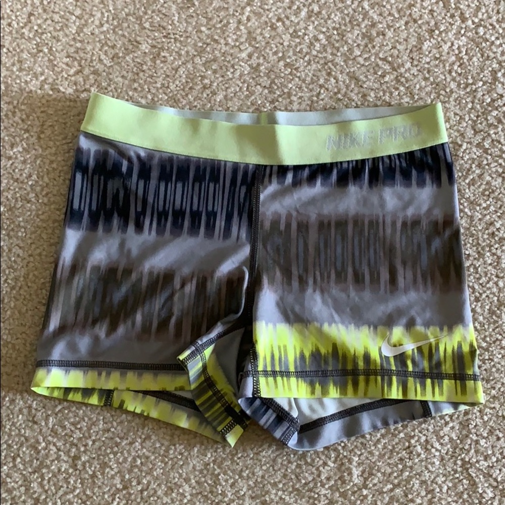 Nike-Pro spandex